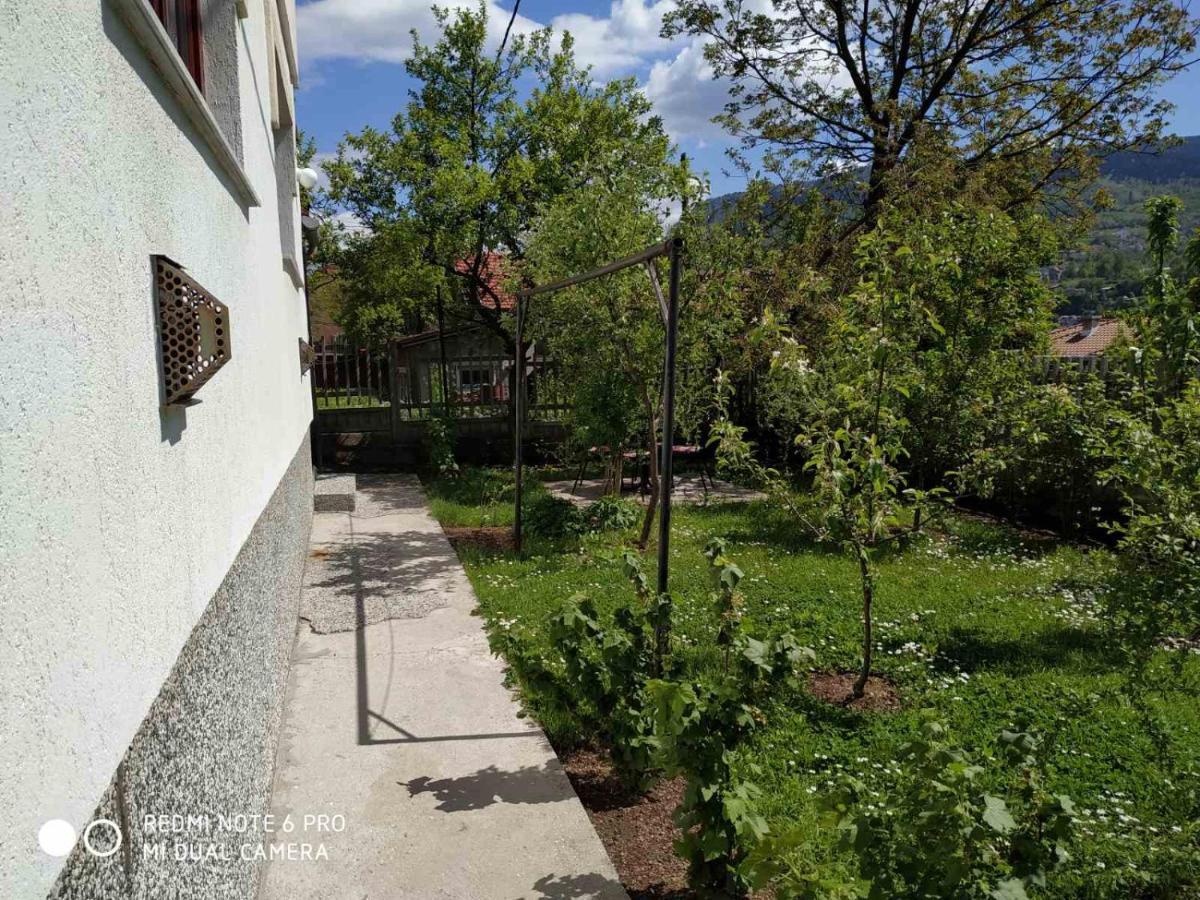 Guesthouse Vratnik Сараєво Екстер'єр фото