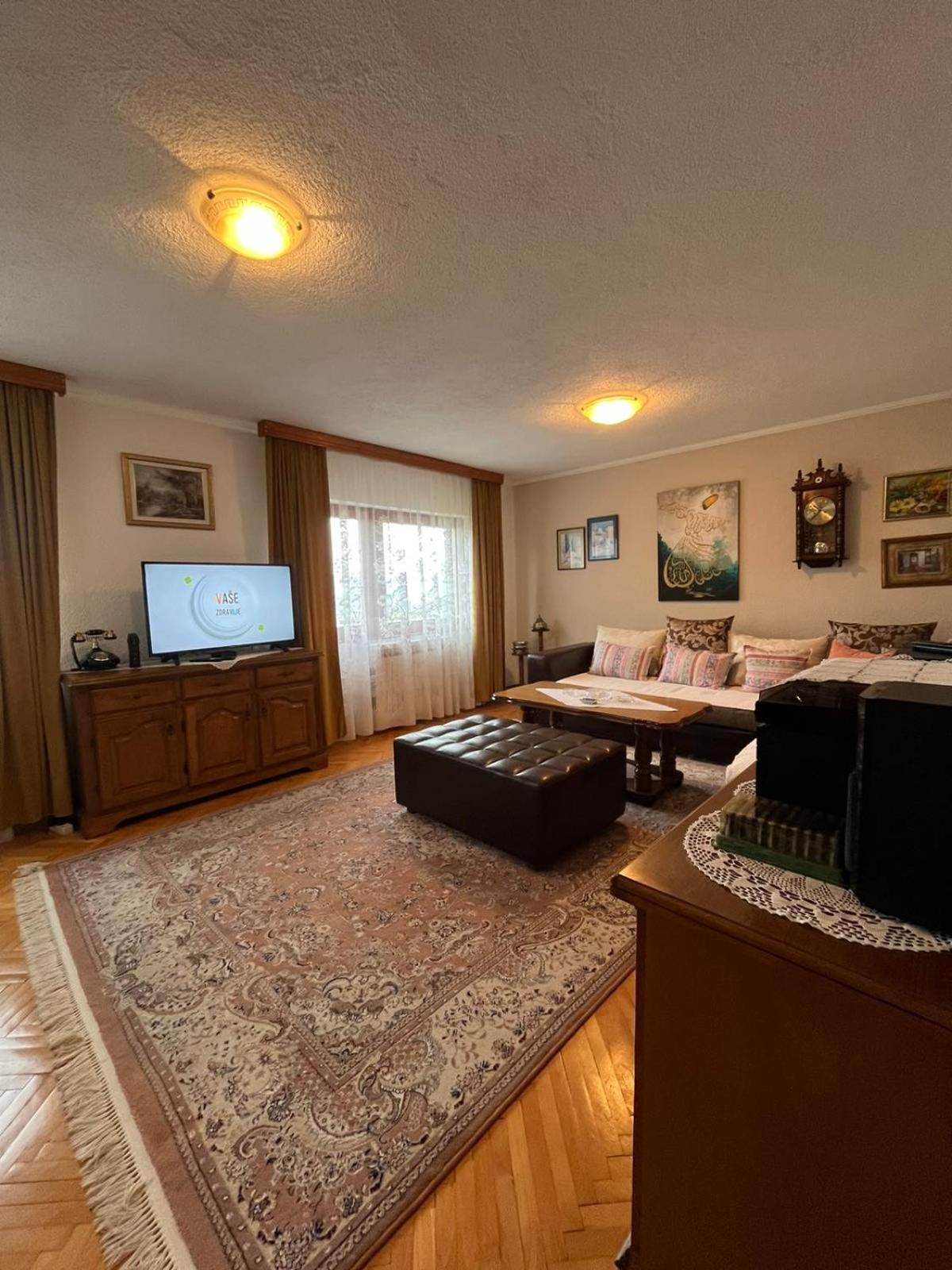 Guesthouse Vratnik Сараєво Екстер'єр фото