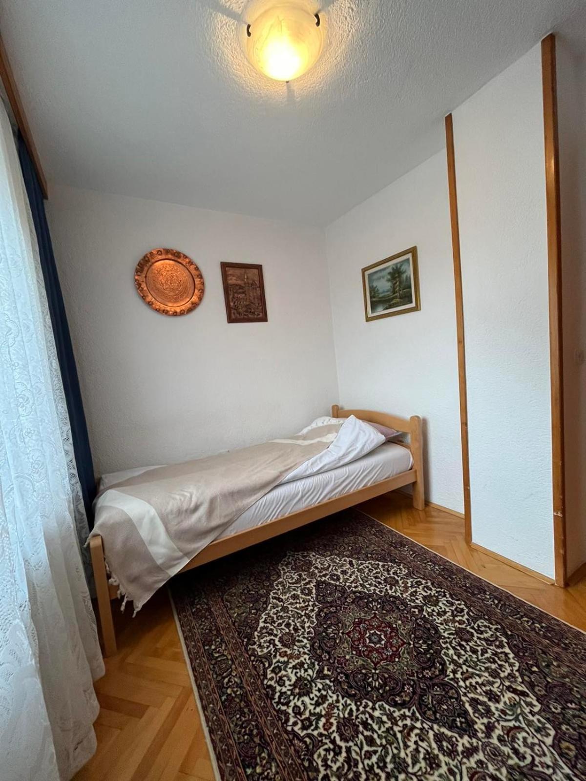 Guesthouse Vratnik Сараєво Екстер'єр фото