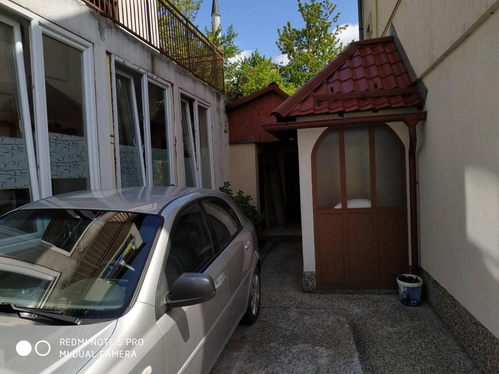 Guesthouse Vratnik Сараєво Екстер'єр фото