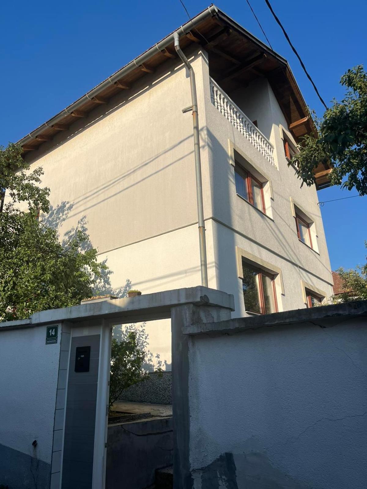 Guesthouse Vratnik Сараєво Екстер'єр фото