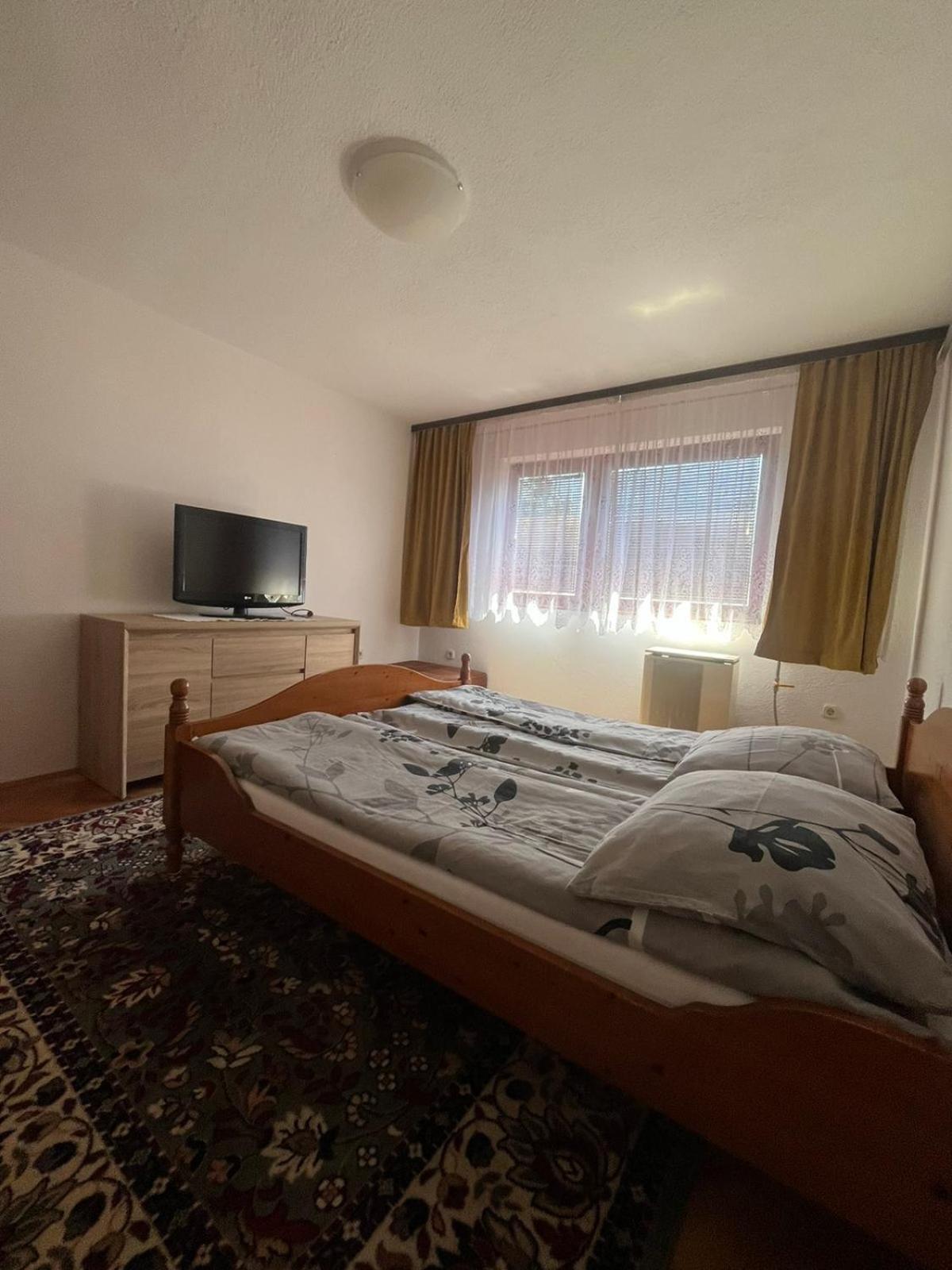 Guesthouse Vratnik Сараєво Екстер'єр фото